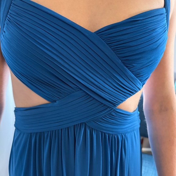 BCBG Maxazria Prom Dress - Picture 4 of 7